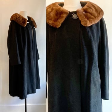 Vintage 50s CASHMERE Swing Clutch Coat / ONE Button / MINK Collar + Silk Lined 