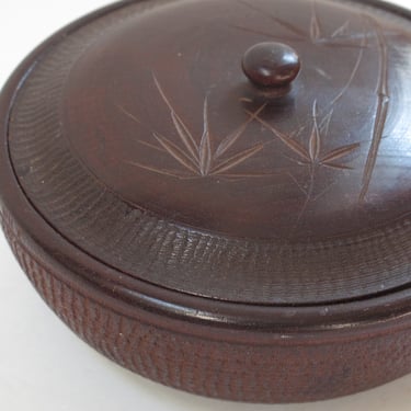 Hand Carved Japanese Wood Box Exotic Wood Chip Carved Round Bowl with Lid Trinket Box Jewelry Box Stash Box Incense Box Bamboo Leaves Japan 