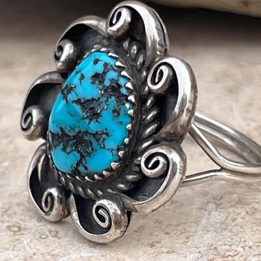 H. Etsitty ~ Vintage Navajo Turquoise and Sterling Silver Flower Ring with Scrolled Petals - Size 5.50 