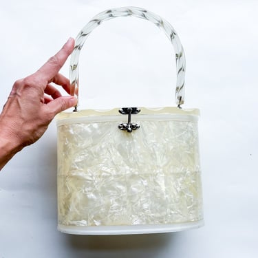 1950s White Lucite Handbag | 50s Creme Lucite Oval Shape Purse | Pearl Cream Box Purse 