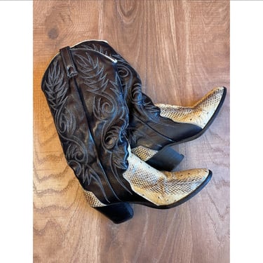 Acme Snakeskin Cowboy Boots Size 6 Western Shoes Ankle Booties 