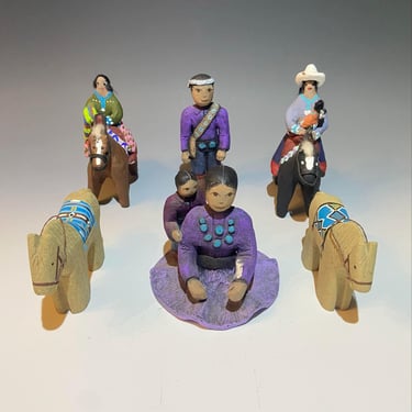 Vintage Set of Six Native American Navajo pottery Figurines 