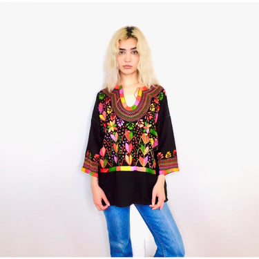 Hand Embroidered Blouse // vintage black cotton boho hippie Mexican hand embroidered Oaxacan dress hippy tunic 70s 1970s 1970's 70's // O/S 