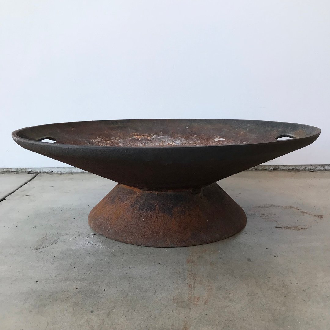 Cast Iron Firepit/Grill Grain Los Angeles, CA