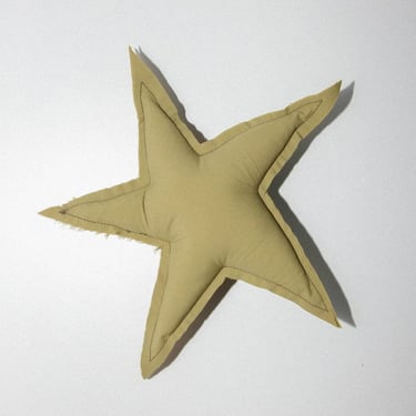 KkCo Star Pet Toy - Olive Dyed