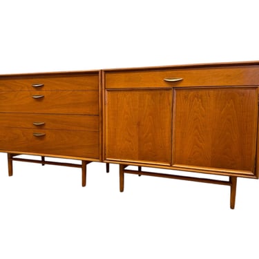 Free shipping within continental US - Vintage Mid Century Modern Drexel Parallel Dresser and Record Cabinet Set 
