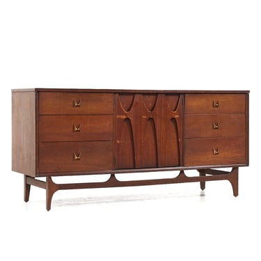 Broyhill Brasilia Mid Century Walnut 9-Drawer Dresser - mcm 