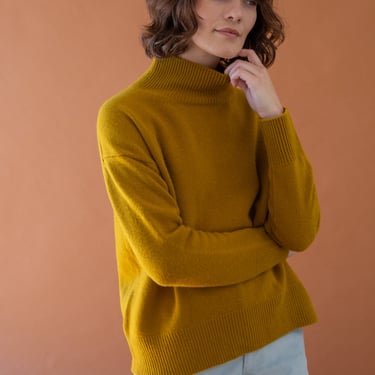 Amente Wool Turtleneck Long Sleeve Sweater