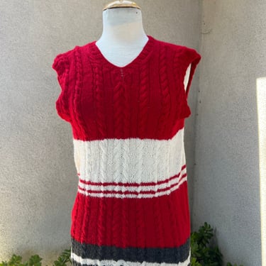 Vintage preppy hand knit sweater vest cable style red white gray colors stripes sz S/M unisex 