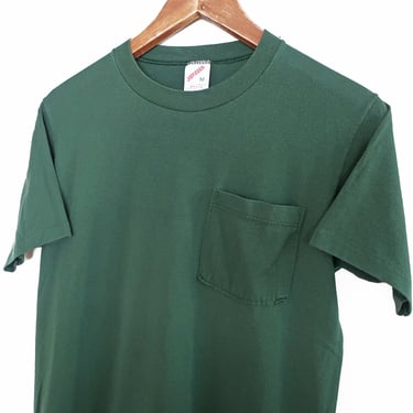 vintage pocket t shirt / blank t shirt / 1980s Jerzees green pocket t shirt single stitch Small 