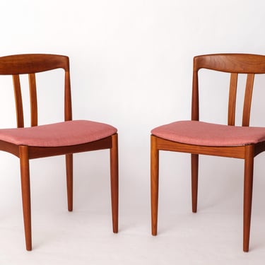 Pair of Bramin Teak Dining Chairs – Denmark 1960s – Pink Upholstery – Mid-Century Modern 
