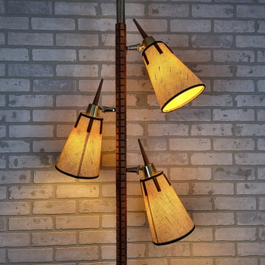 Retro 3 Light Tiki Cone Shades Wood Slat Wood Tension Pole Lamp Light 