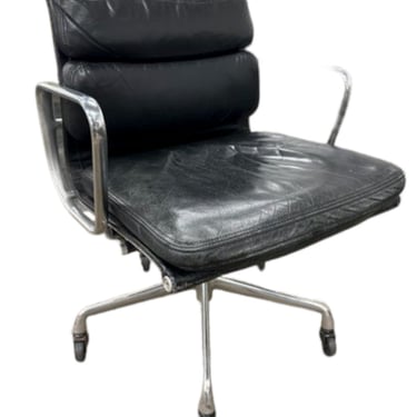 Eames for Herman Miller Soft Pad Aluminum and Leather Office Chair 