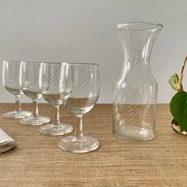 Vintage Etched Wine Glasses and Decanter Set - Barware - Cocktail Five Piece Wine Set 