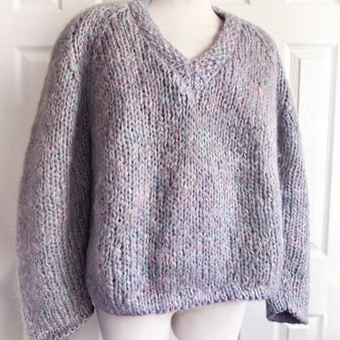 Italian Famelia Frappe Lavender MOHAIR Wool Sweater, Hand Made, Florence Italy, 1960's, 1970's Vintage Pullover Shirt Top 