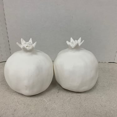 Set of 2 Ceramic White Pomegranates Home Decor 