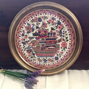 Round framed Eastern European folk textile - 1960s 