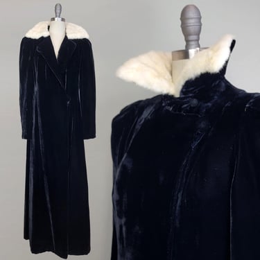 1930s Coat / Black Velvet Coat with Mink Collar/ Velvet Evening Coat / 1930s Evening Wear / Mink Collar / Size Medium 