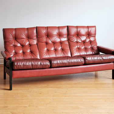Mid Century Danish Modern 1970s Cognac Leather Sofa 