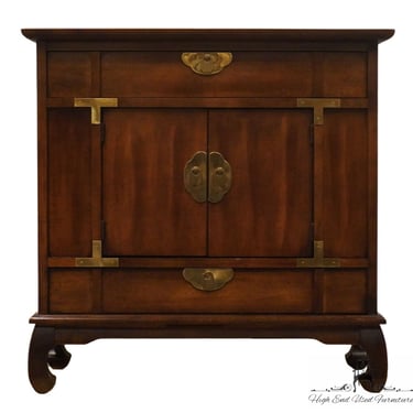 BROYHILL FURNITURE Asian Chinoiserie Entryway 30" Accent Storage Cabinet 3125-19 