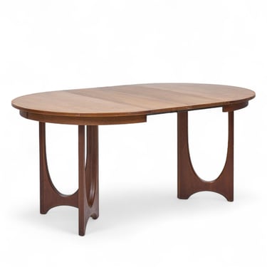 Broyhill Brasilia Mid Century Walnut Expanding Dining Table with 2 Leaves - mcm 