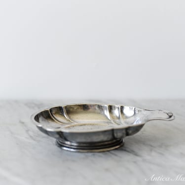 Hotel Silver Scalloped Serving Bowl 