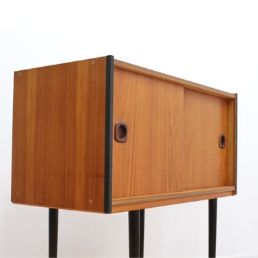 Mid Century Vinyl Record Cabinet 