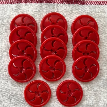 Buttons red plastic pinwheel lot 14 