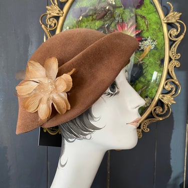 1950s hat, brown wool felt, beret style, vintage hat, 1940s hat, avant garde style, film noir 