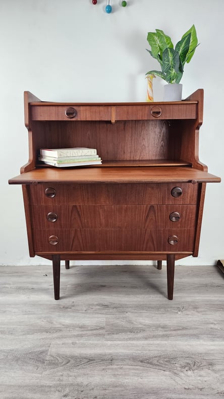 ST0623004 Danish Teak Secretary