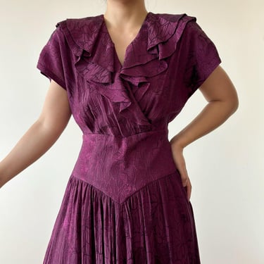 vintage dress ruffle collar shirt dress satin metallic floral purple 80s dress retro vintage style midi dress shift dress sun dress size S/M 