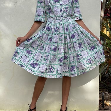 1950's French Speak Dress / Novelty Les Fleurs Dress / Cotton Novelty Floral Dress / The Language of Flowers Dress / Button Front Dress 