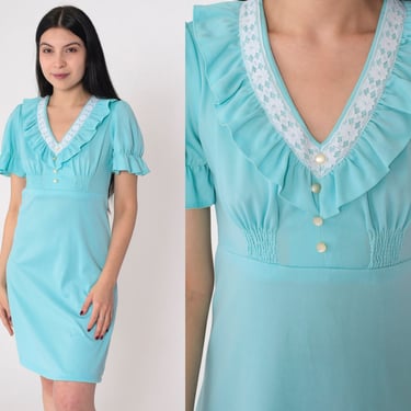 Blue Babydoll Dress 70s Mod Mini Dress Short Puff Sleeve Ruffled Lace Trim Minidress Empire Waist Retro Darling V Neck Vintage 1970s Small S 