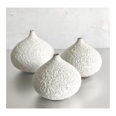 SHIPS NOW- Set of 3 Ceramic Stoneware Droplet Vases, Handmade by Sara Paloma Pottery, Glazed in a Rustic Modern White Crater Glaze. bud vase 