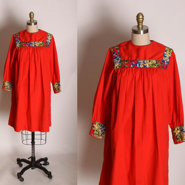 1960s Red, Blue and White Floral Trim Embroidery Detail Boho Hippie Long Sleeve Tent Mini Dress by Chas L. Lewis -L 