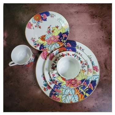 Imperial Leaf Tobacco Leaf Pattern 6pcs - 1 Dinner Plate, 2 Salad Plates, 2 Cups and 1 Saucer 