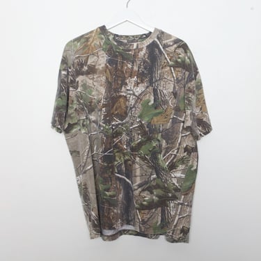 vintage REAL TREE slouchy vintage y2k CAMOUFLAGE camo distressed vintage t-shirt -- size X.L. 