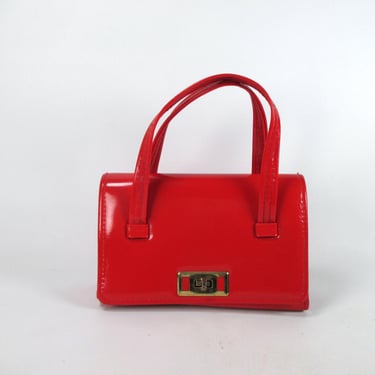 1960s Red Shiny Vinyl Top Handle Bag Mid Century Fold Over Flap Purse Vintage Handbag Patent Leather-Like Pocketbook w Turn-Lock Closure 