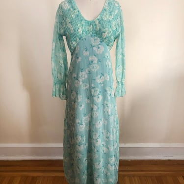 Pale Teal and White Daisy/Floral Print Maxi-Dress with Shirred Bodice - 1970s 