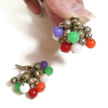 VINTAGE 1950s Tutti Frutti Rainbow and Silver Bead Cluster Clip On Earrings | 40s 50s Retro Carmen Miranda Cha Cha MCM Atomic Jewelry | VFG 