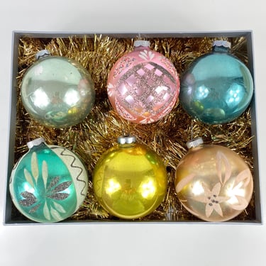 Vintage Shiny Brite Glass Ornaments, Large 3