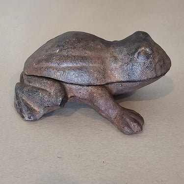 Antique American Cast Iron Frog Table box Match Safe Key Holder 