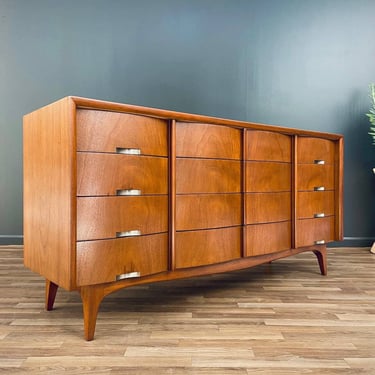 Mid-Century Modern Walnut 12-Drawer Dresser by American of Martinsville, c.1950’s 