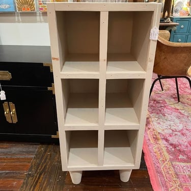 Cubby cabinet 15x15x35” 