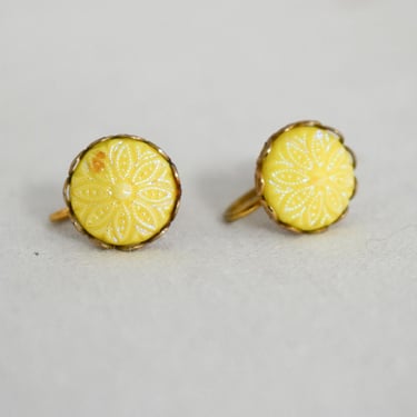 1940s/50s Yellow Iridescent Molded Glass Screw Back Earrings 