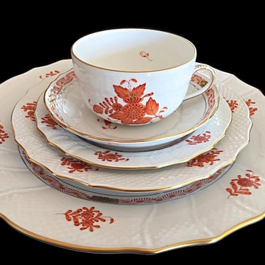 20 Pc. Herend Porcelain dinnerware set, Rust Apponyi / Chinese bouquet 4 Place settings of hand painted fine Hungarian China 