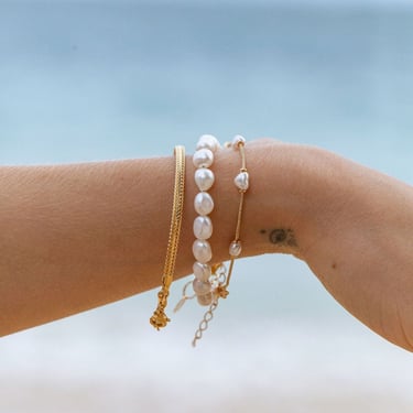 White Pearl Bracelet, Simple Pearl Bracelet, Freshwater Pearl Bracelet, Everyday Pearl Bracelet, Hawaii Bride Jewelry,Hawaii Wedding Jewelry 