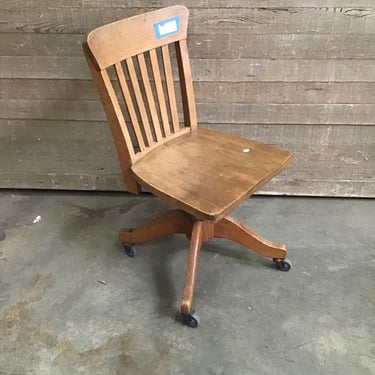 Oak Office Chair w/ Wheels (Tacoma)