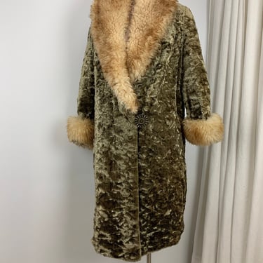 Rare Find - 1920's Faux Fur Coat with Natural Fur Trim - Cocoon Fur Wrapped - Gatsby Style 