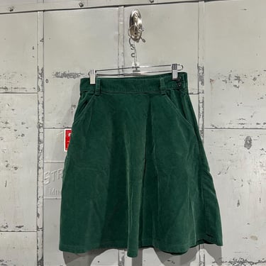 Vintage Eddie Bauer Green Corduroy Skirt Size 8 TALL  pencil skirt 